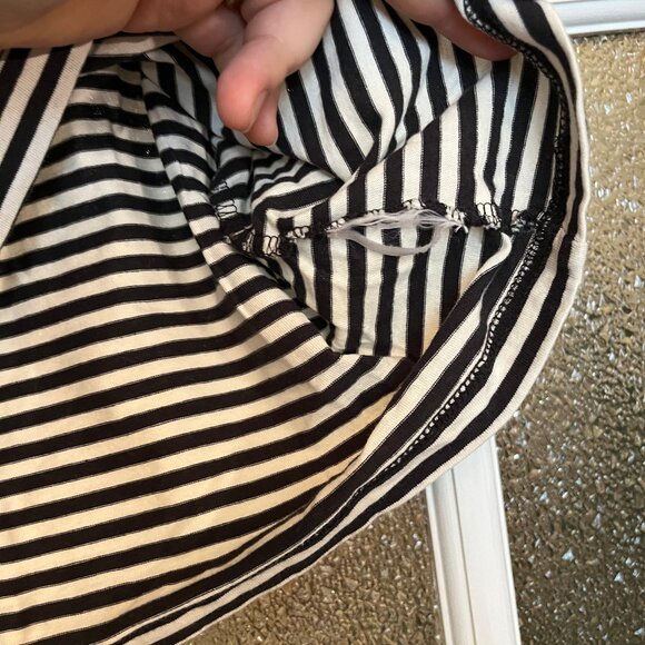 Levi's Perfect Crew Black & White Striped Shirt - Large - Picture 4 of 4